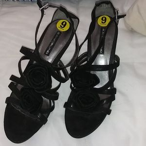 Bandolino strappy heel black as 9